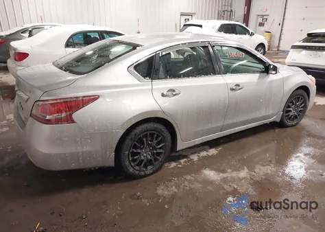 2013 Nissan Altima 2.5 S из США, поврежденный, VIN 1N4AL3AP8DC291057
